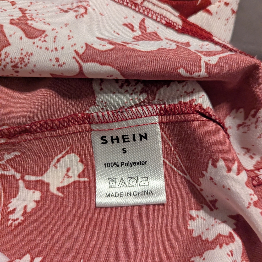 SHEIN Red and White Floral Tank Top - Picture 5 of 5